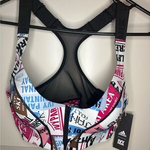 IVY PARK Black and White Graphic Sports Bra